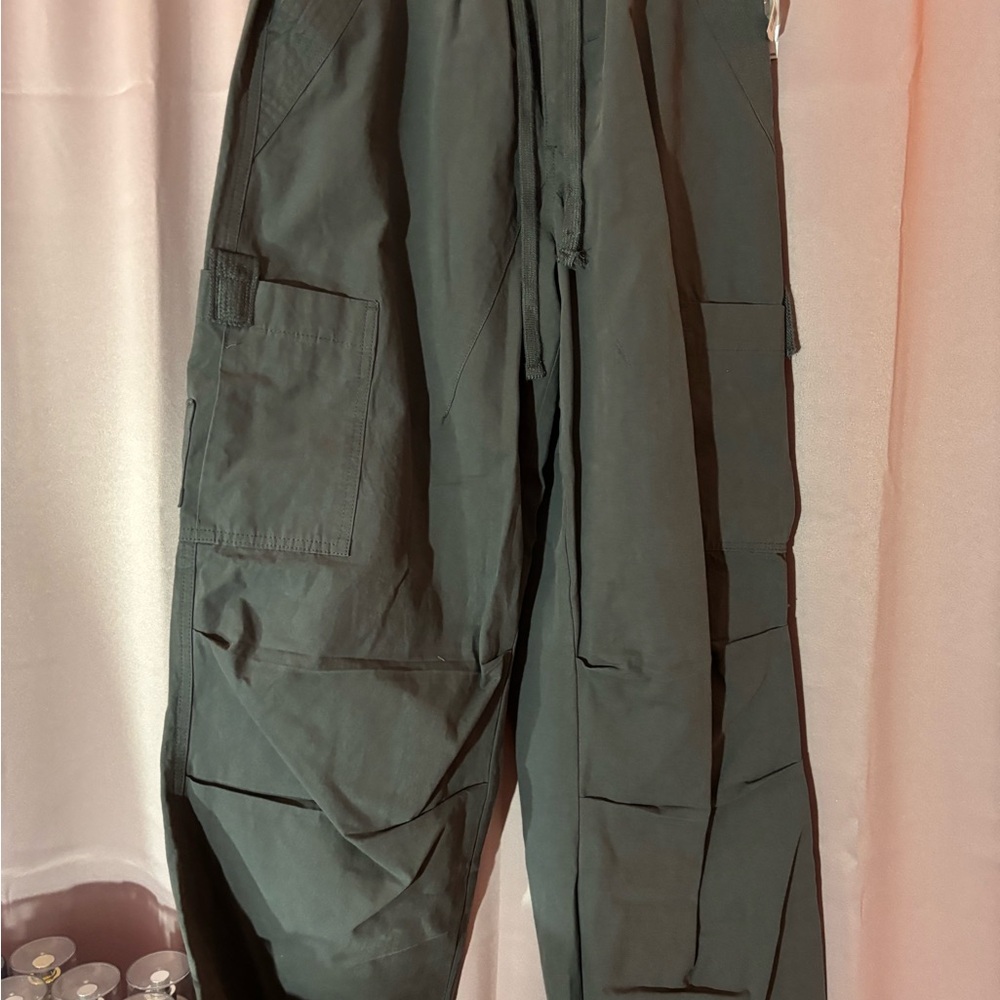 Women's Cargo Pants - Dark Gray